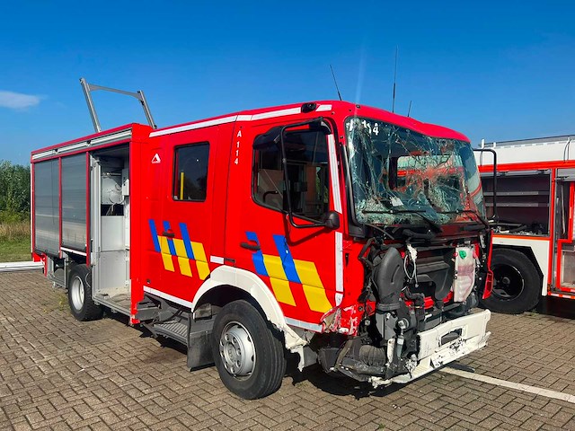 2014 mercedes-benz 1329 f vrachtwagen pompwagen - afbeelding 1 van  33