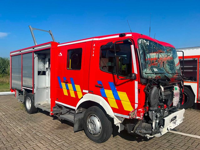 2014 mercedes-benz 1329 f vrachtwagen pompwagen - afbeelding 9 van  33