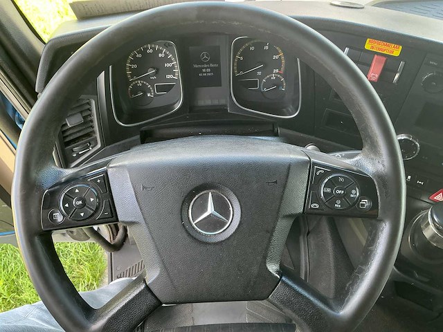 2014 mercedes-benz actos vrachtwagen - afbeelding 22 van  25