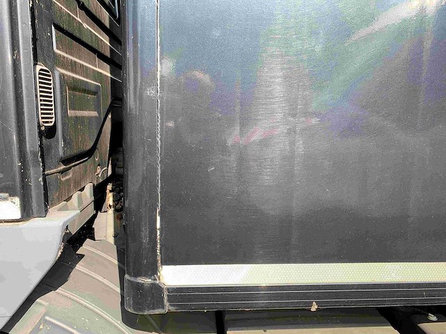 2014 mercedes-benz atego vrachtwagen met laadklep - afbeelding 26 van  33