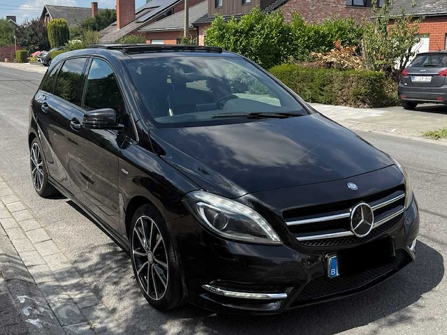 2014 mercedes-benz b 180 1.6 auto - afbeelding 7 van  11