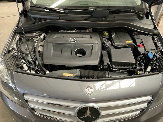 2014 mercedes-benz b 180 cdi personenauto - afbeelding 3 van  6