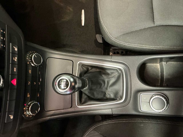 2014 mercedes-benz b 180 cdi personenauto - afbeelding 10 van  27