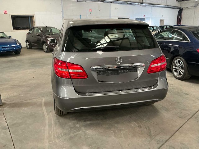 2014 mercedes-benz b 180 cdi personenauto - afbeelding 22 van  27
