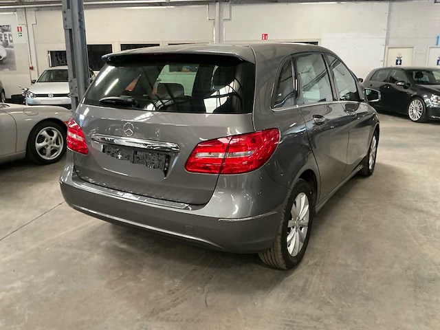 2014 mercedes-benz b 180 cdi personenauto - afbeelding 23 van  27