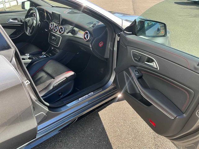 2014 mercedes-benz cla 45 amg personenauto - afbeelding 18 van  31