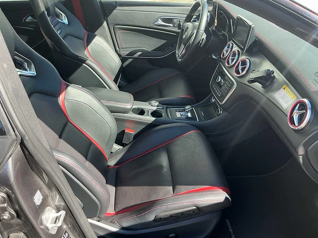 2014 mercedes-benz cla 45 amg personenauto - afbeelding 19 van  31