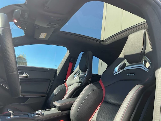 2014 mercedes-benz cla 45 amg personenauto - afbeelding 15 van  31