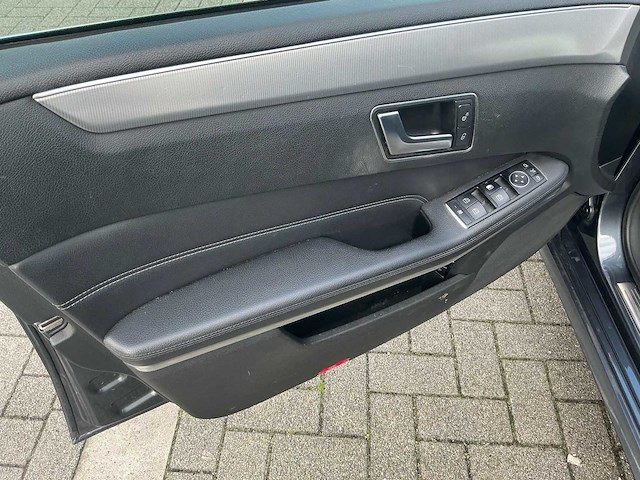 2014 mercedes benz e200 bluetec aa sedan - afbeelding 18 van  44