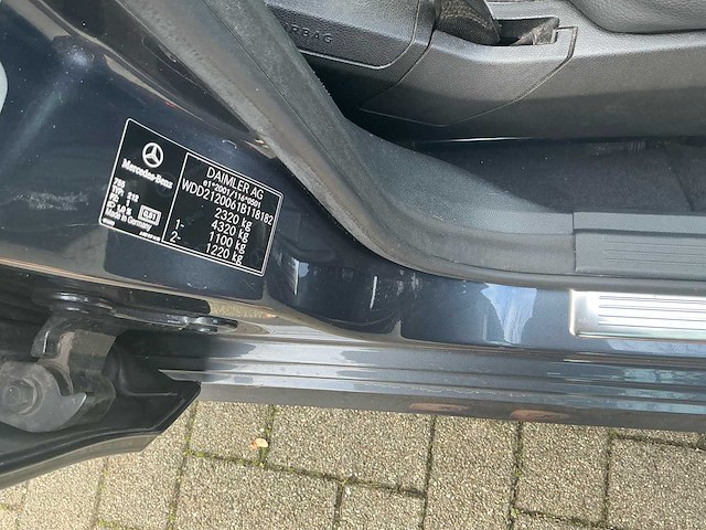 2014 mercedes benz e200 bluetec aa sedan - afbeelding 40 van  44