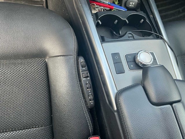 2014 mercedes benz e200 bluetec aa sedan - afbeelding 19 van  44