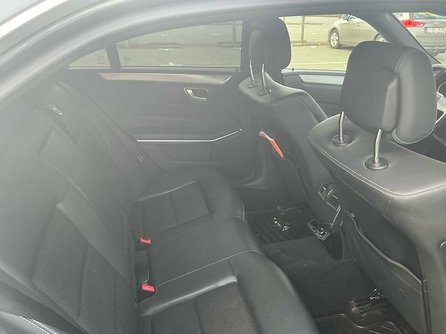 2014 mercedes benz e200 bluetec aa sedan - afbeelding 32 van  44