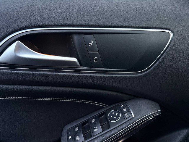 2014 mercedes-benz gla 220 cdi 4 matic personenauto - afbeelding 8 van  17