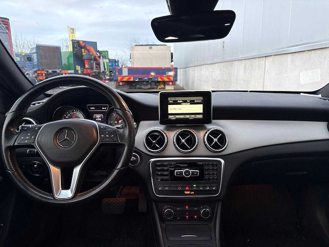 2014 mercedes-benz gla 220 cdi 4 matic personenauto - afbeelding 9 van  17