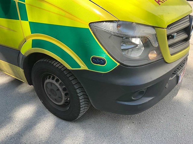 2014 mercedes-benz sprinter ambulance - afbeelding 30 van  44