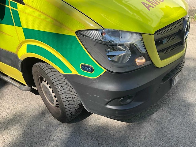 2014 mercedes-benz sprinter ambulance - afbeelding 29 van  37