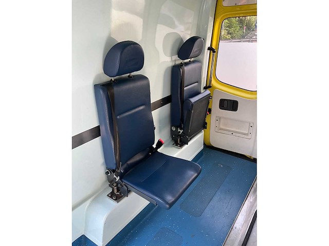 2014 mercedes-benz sprinter ambulance - afbeelding 40 van  44