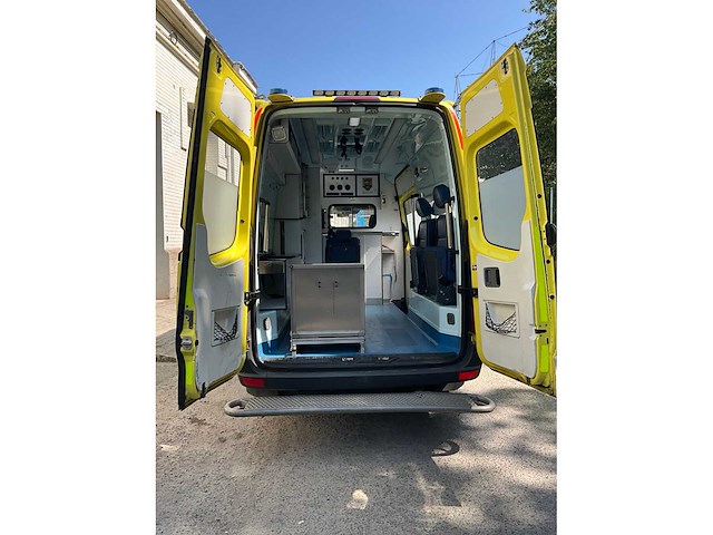 2014 mercedes-benz sprinter ambulance - afbeelding 22 van  43