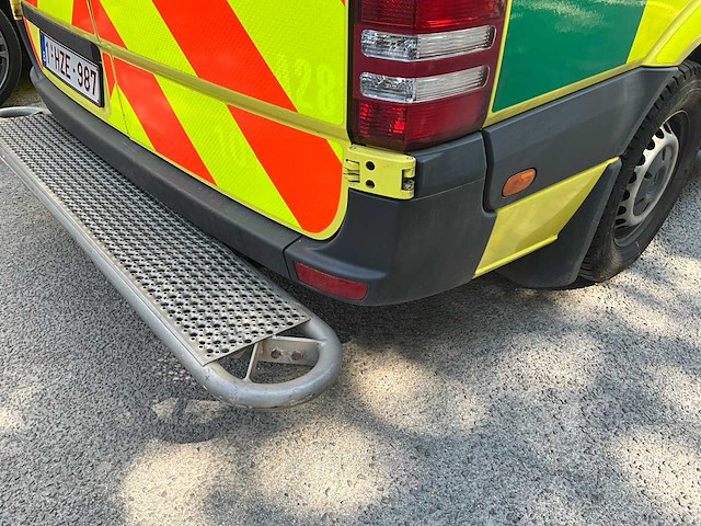 2014 mercedes-benz sprinter ambulance - afbeelding 19 van  30