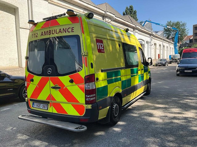 2014 mercedes-benz sprinter ambulance - afbeelding 34 van  37