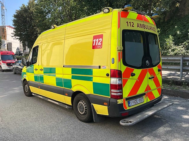 2014 mercedes-benz sprinter ambulance - afbeelding 36 van  37