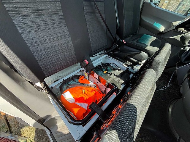 2014 mercedes-benz sprinter bedrijfswagen - takelwagen - afbeelding 21 van  41