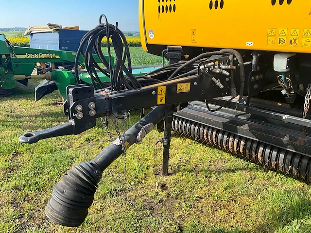2014 new holland roll-belt 150 cropcutter ronde balenmachine - afbeelding 2 van  33