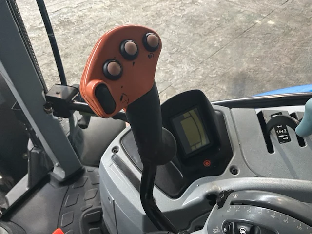 2014 new holland t7.185 4-wiel aangedreven landbouwtractor - afbeelding 14 van  32