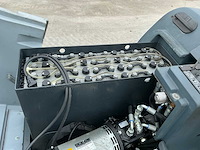 2014 nilfisk sr1601 zelfrijdende veegmachine - afbeelding 32 van  43