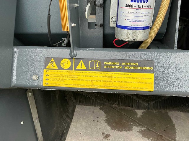 2014 nilfisk sr1601 zelfrijdende veegmachine - afbeelding 42 van  43