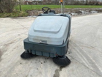 2014 nilfisk sr1601 zelfrijdende veegmachine - afbeelding 16 van  43