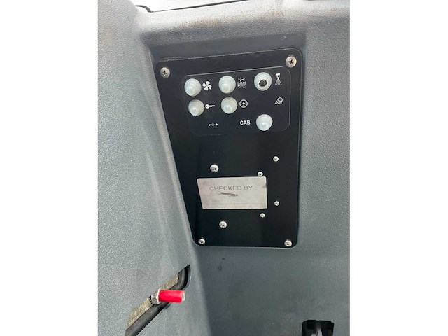 2014 nilfisk sr1601 zelfrijdende veegmachine - afbeelding 22 van  43