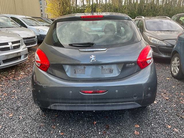 2014 peugeot 208 personenauto - afbeelding 17 van  22