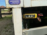2014 renault 44aca3 paardenvrachtwagen - afbeelding 30 van  35