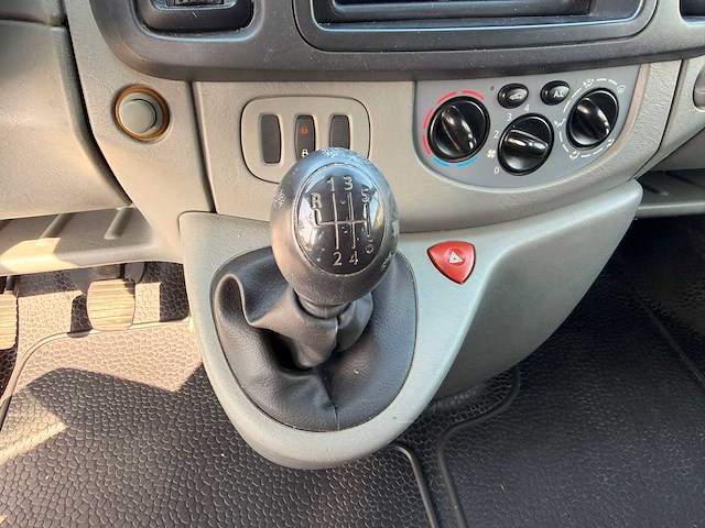 2014 renault trafic lichten vrachtwagen - afbeelding 17 van  18