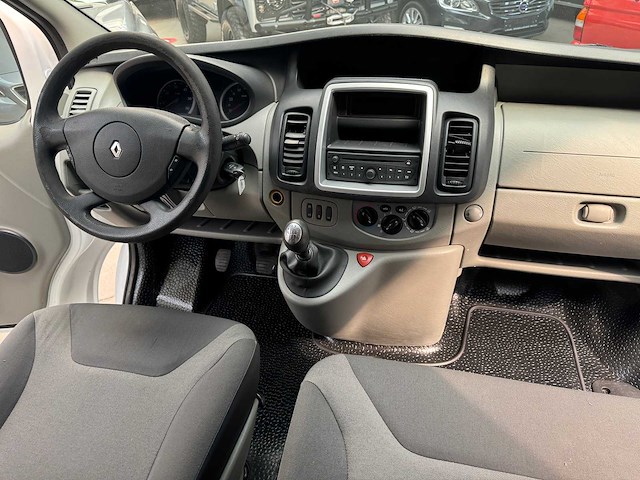 2014 renault trafic mindervalide veroer - afbeelding 21 van  29
