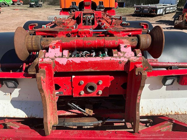 2014 scania p340 vrachtwagen met ajk containerhaaksysteem - afbeelding 3 van  24