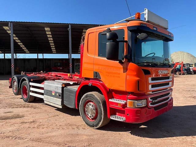 2014 scania p340 vrachtwagen met ajk containerhaaksysteem - afbeelding 1 van  24