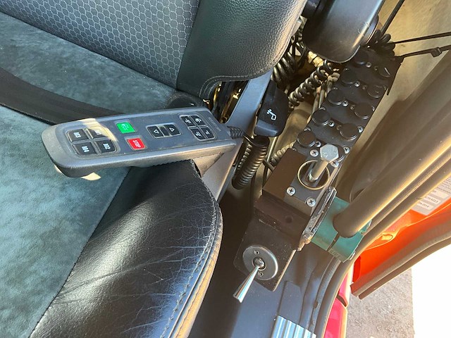 2014 scania p340 vrachtwagen met ajk containerhaaksysteem - afbeelding 10 van  24