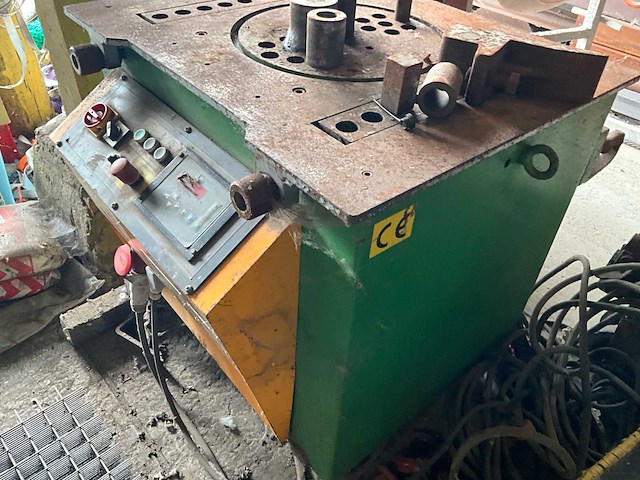 2014 simpedil tp40/46 betonijzer plooien en knippen - afbeelding 5 van  6