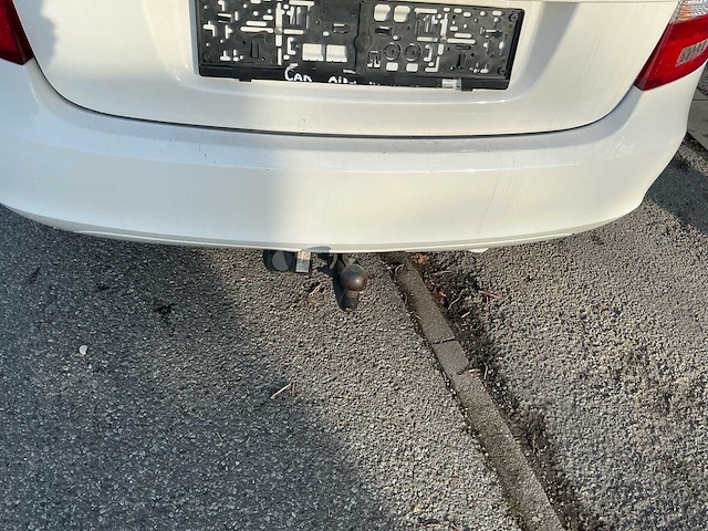 2014 skoda fabia break stationwagen personenauto - afbeelding 4 van  28