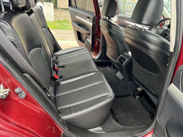 2014 subaru legacy outback awd - afbeelding 20 van  31