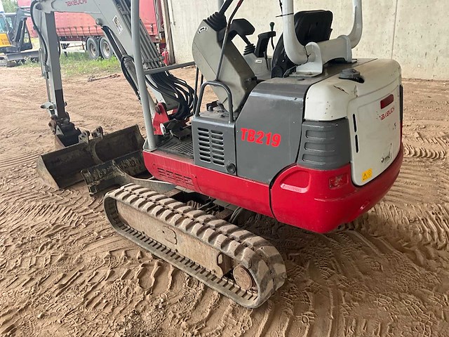 2014 takeuchi tb219 rupsgraafmachine - afbeelding 13 van  15