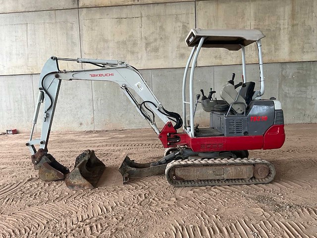 2014 takeuchi tb219 rupsgraafmachine - afbeelding 14 van  15