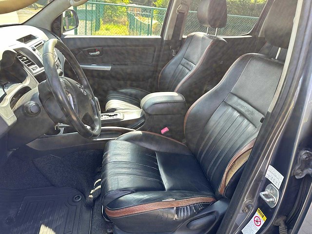 2014 toyota - hilux d4-d amazonia - afbeelding 3 van  19