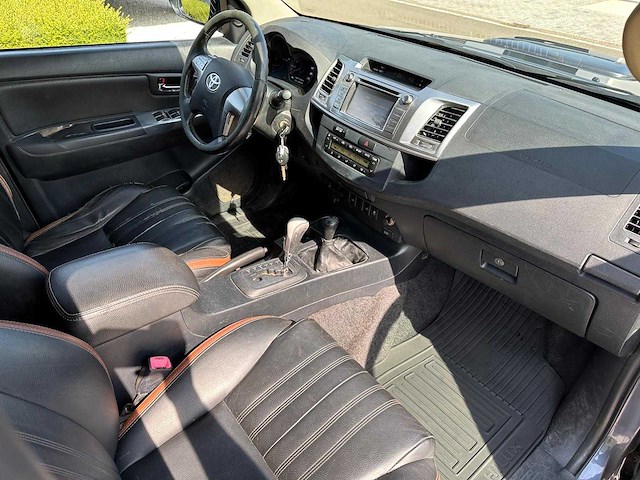 2014 toyota - hilux d4-d amazonia - afbeelding 11 van  19