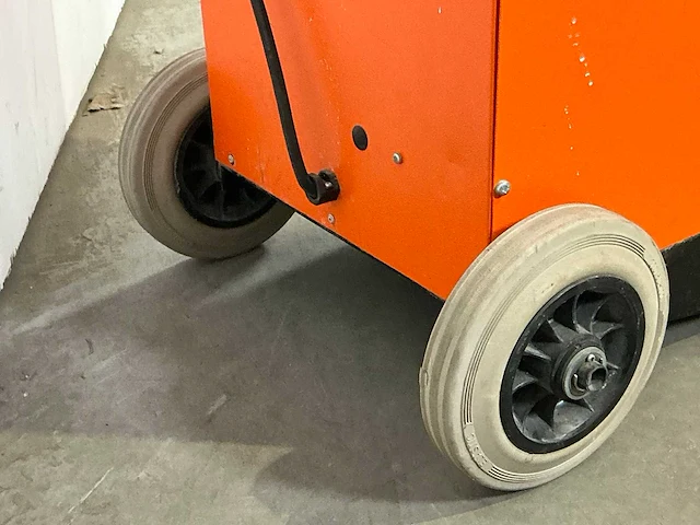 2014 trotec ttk 400 bouwdroger 75l - afbeelding 2 van  5