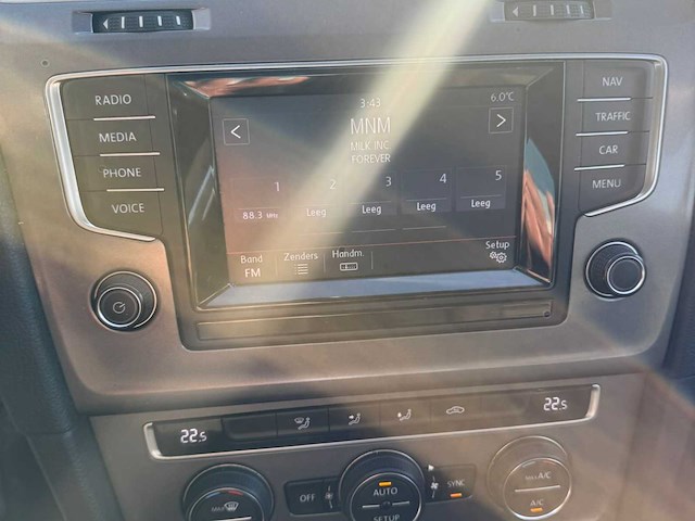 2014 volkswagen golf - 1.6tdi diesel - 5deurs - afbeelding 5 van  18