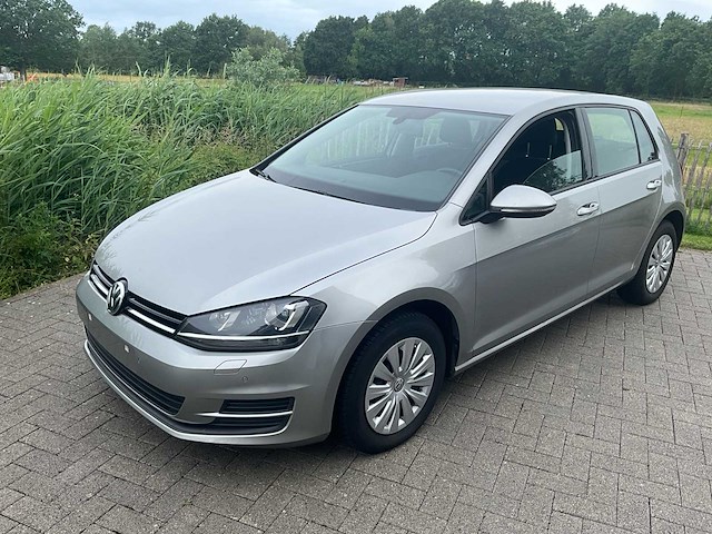 2014 volkswagen golf benzine - airco - afbeelding 1 van  61