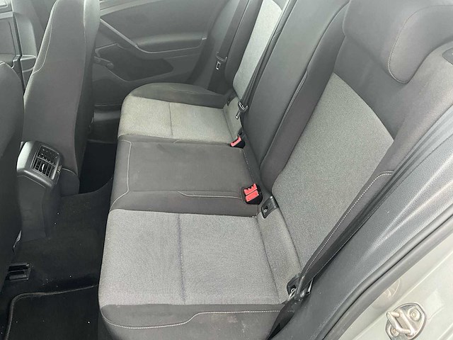 2014 volkswagen golf benzine - airco - afbeelding 30 van  61